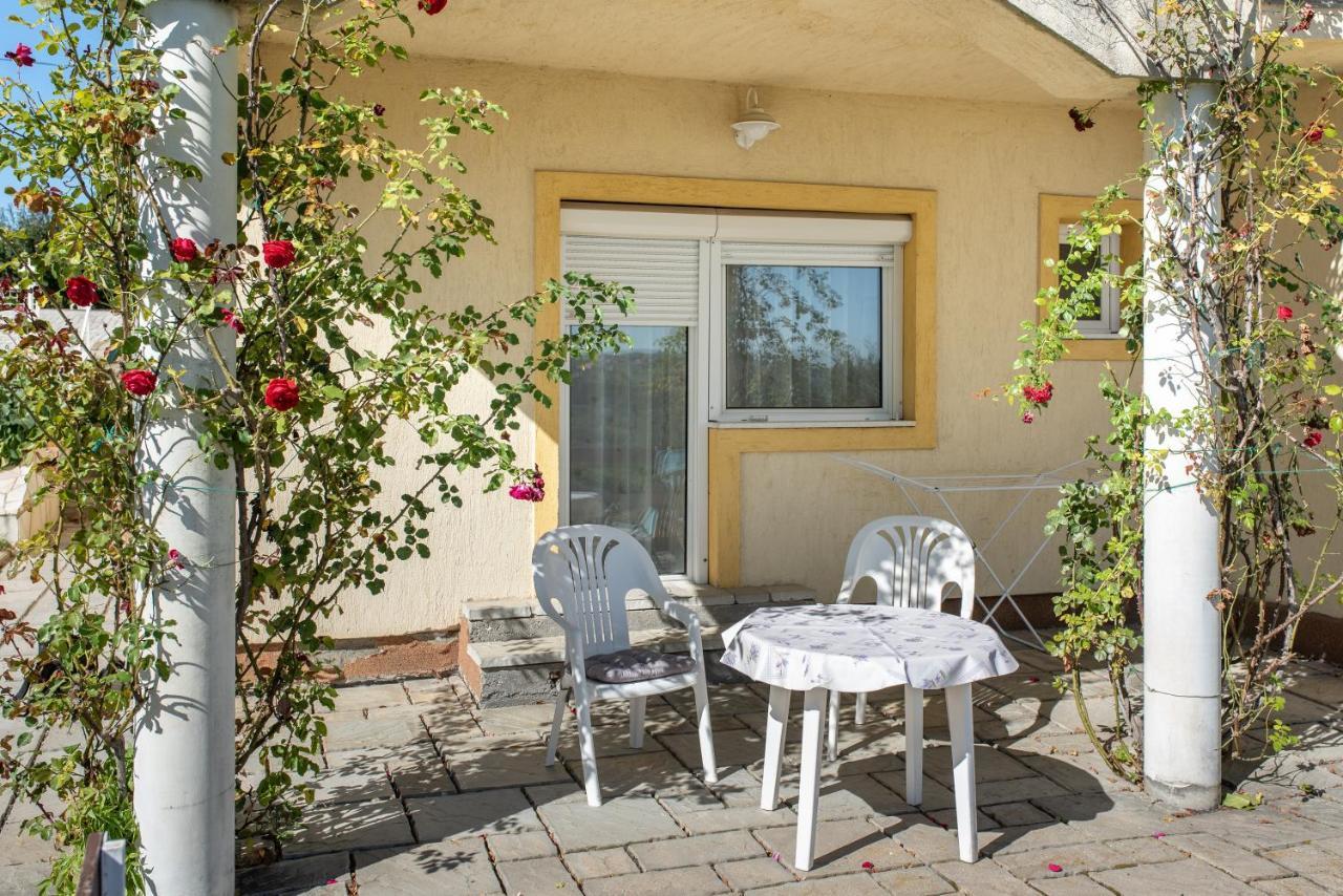 Flora Villa Hévíz Dış mekan fotoğraf